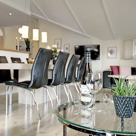 Stense - 900m From The Sea By Interhome Vakantiehuis